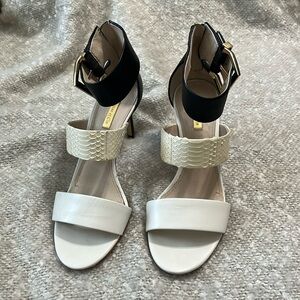 Louise et Cie LO-GOSIA Back Zip Stiletto‎ Heel Size 9.5